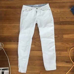 White skinny jeans, slightly cropped